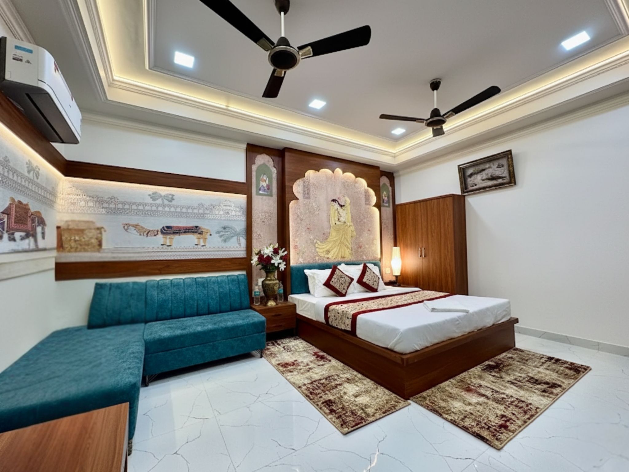 Room Photo